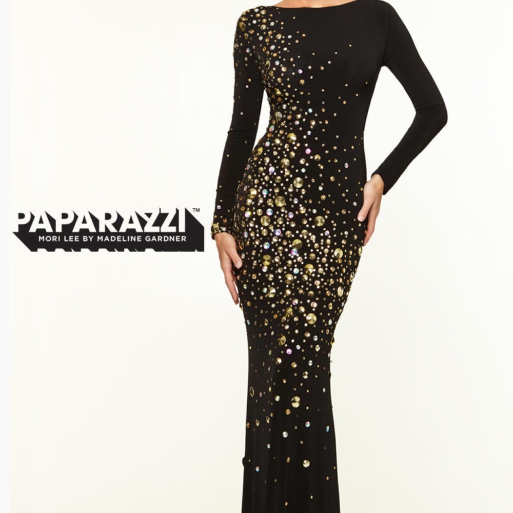 Black and Gold Long Sleeve Prom Dress